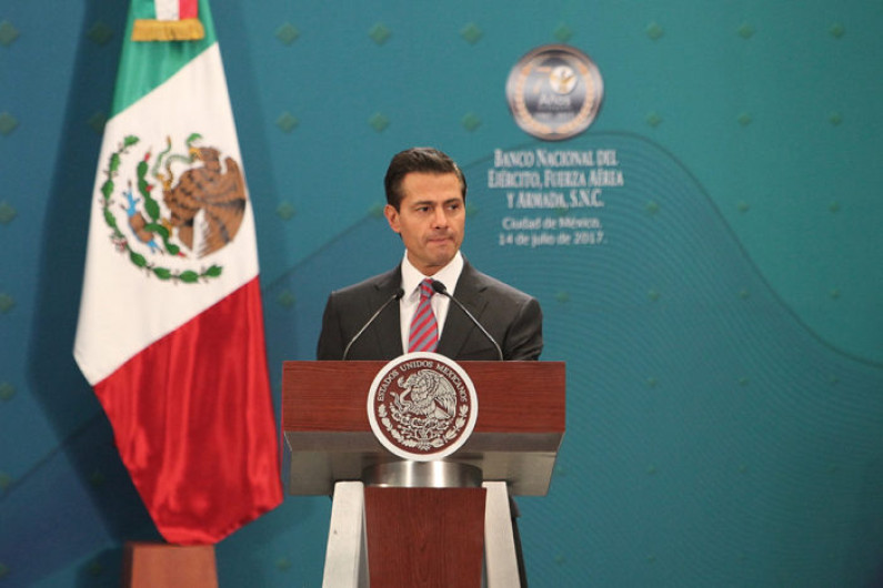 Manipula México las redes sociales