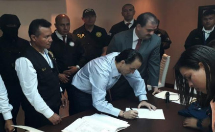 Exigen que Borge restituya recursos y patrimonio de Quintana Roo