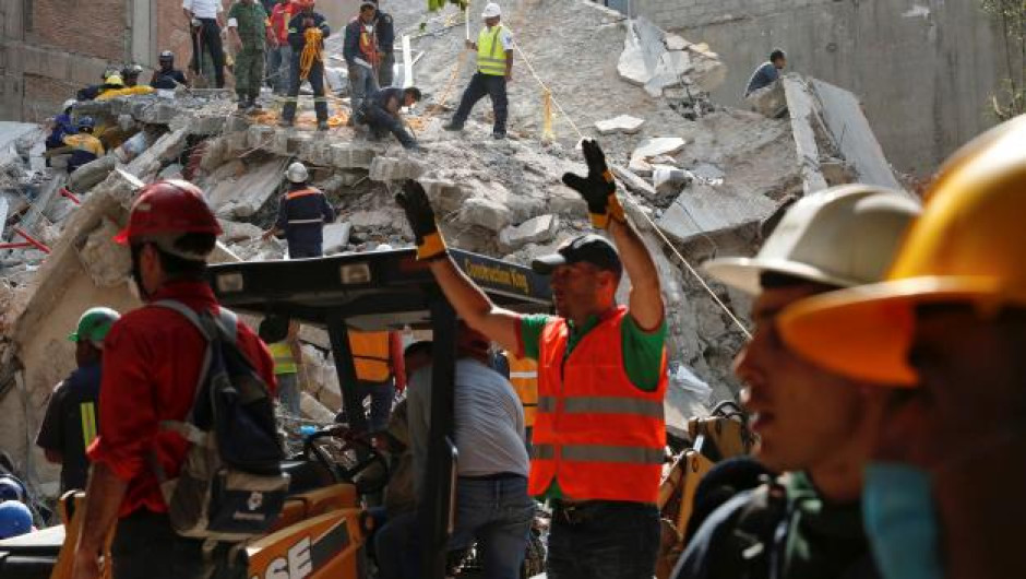 Reanudan labores de recate en CDMX