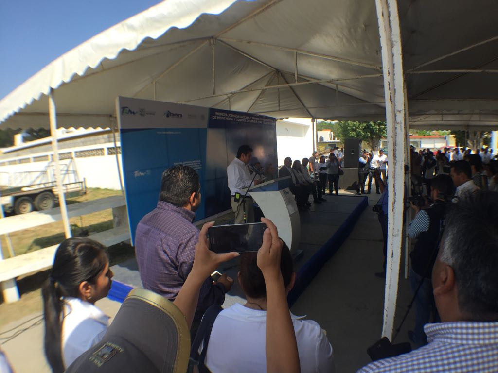 Sector salud busca mejorar la atención de servicios 