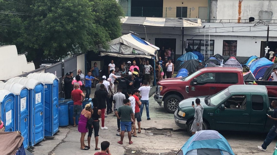 Migrantes Africanos protagonizan riña