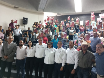 Entrega el ITAVU 80 escrituras de propiedad en Matamoros
