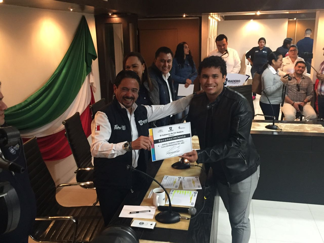 Entregan premio municipal del deporte 2017