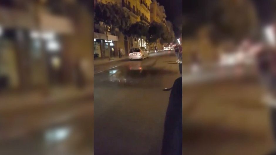 Atípica lluvia sorprende a italianos 