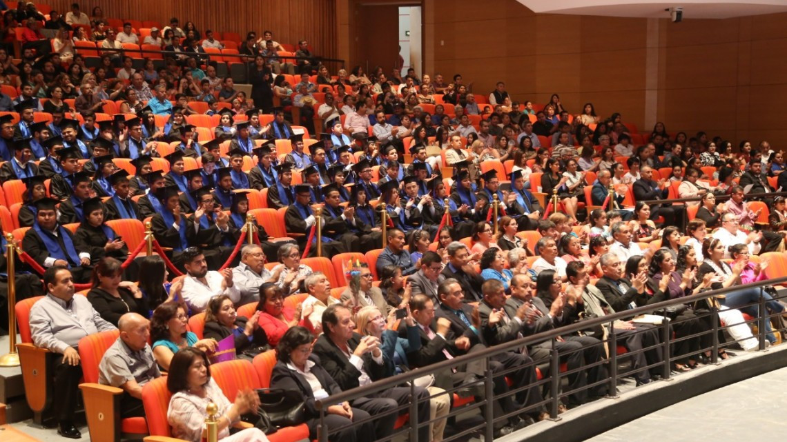 Maki asiste a graduación de Generación XXXIV del ITR