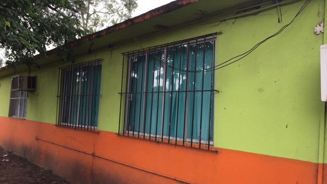 Proponen salones móviles en la escuela primaria "Amado Nervo"