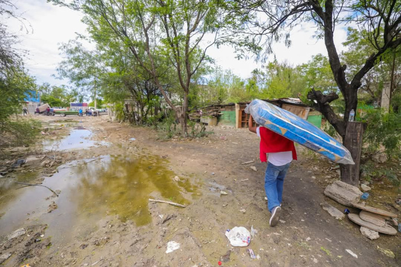 Suman en la Ernesto Zedillo apoyos del Gobierno de Carlos Peña Ortiz
