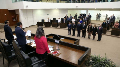 Toma protesta el Congreso al nuevo titular de la ASE
