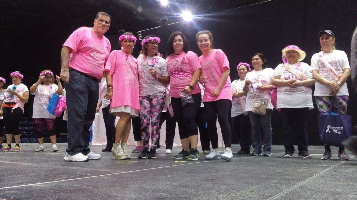 Realizan caminata "We're Stronger Together''