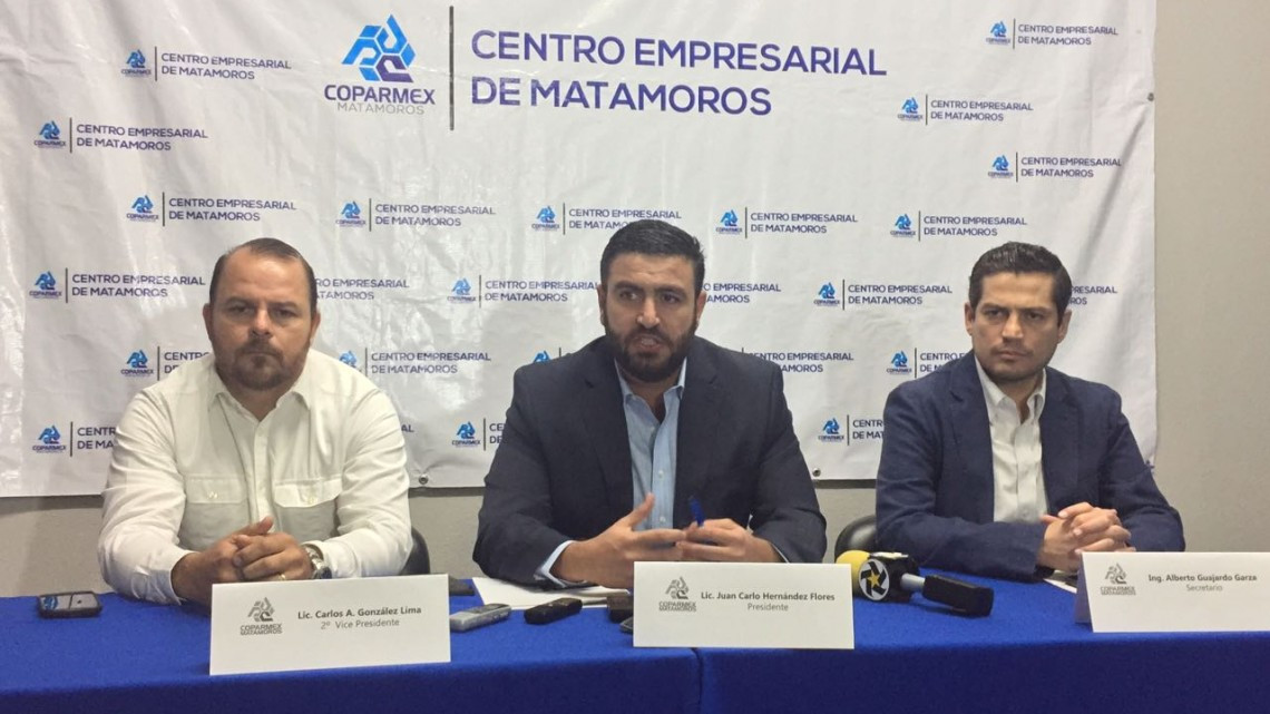 Impulsan empresarios aumento salarial