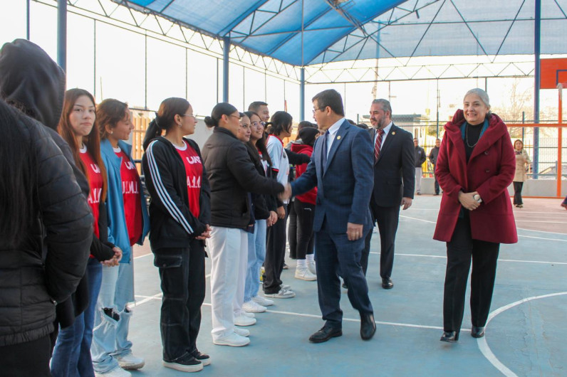 Rector de la UAT sostiene encuentro con estudiantes de la UAM Matamoros
