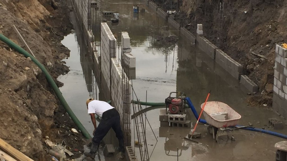 Avanzan proyectos de obra incluyen drenes pluviales y calles