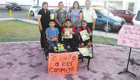 Inspectores desalojan a niños de la Plaza Simón Bolívar