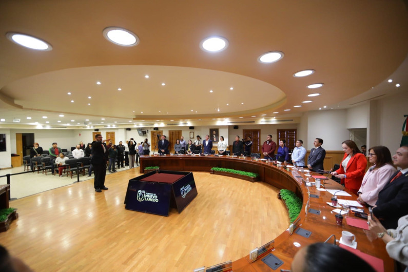 Cabildo de Nuevo Laredo aprueba a Ernesto Ferrara Theriot como secretario del Ayuntamiento
