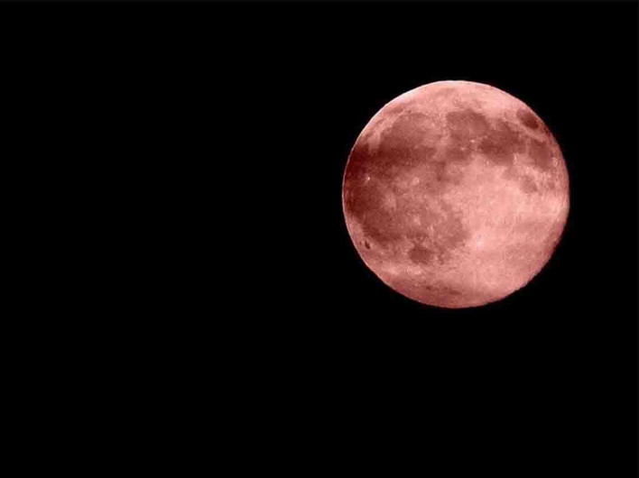 Luna rosada marca el inicio de cosechas y Semana Santa