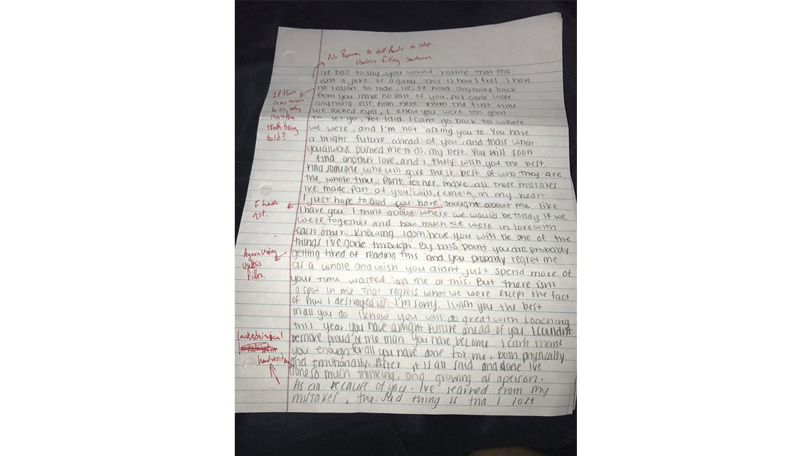 Corrige carta de su exnovia y se vuelve viral