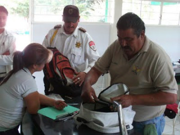 Encuentran porno y cigarros a alumnos de Madero
