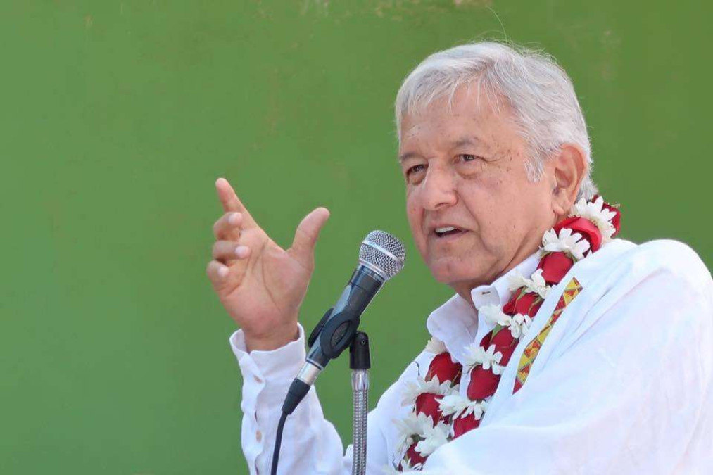 AMLO pide a EPN no caiga en la autocomplacencia