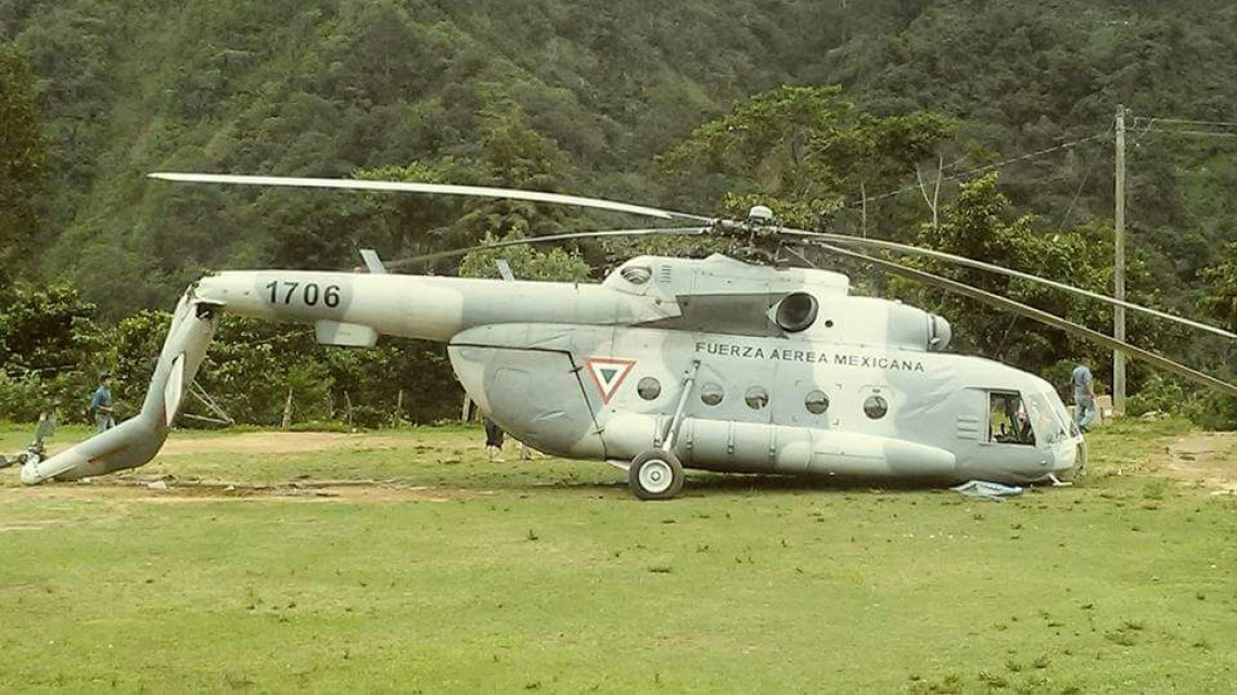 Se desploma helicóptero con víveres para Chiapas