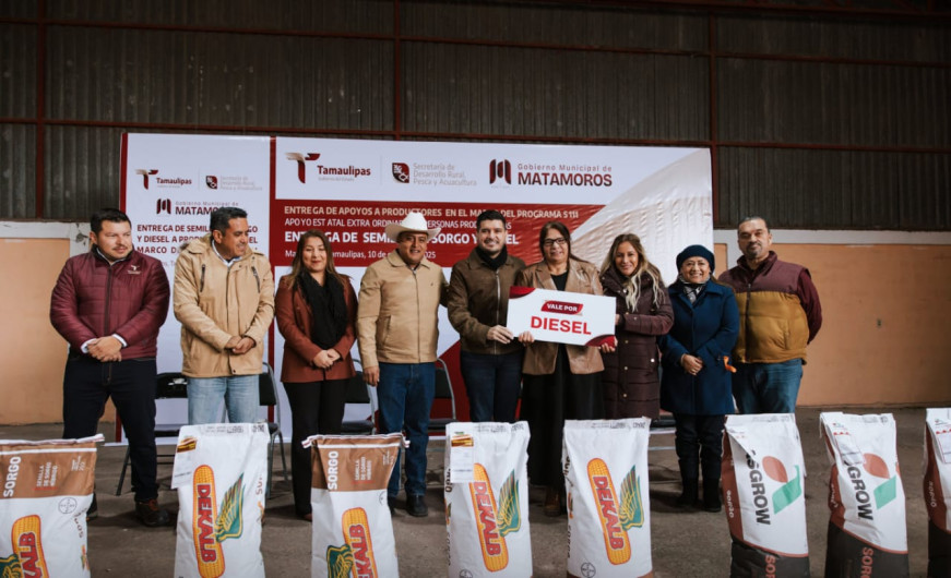 Benefician a productores agrícolas con semilla de sorgo y diésel