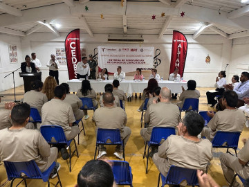 Más de 200 PPLs reciben constancia por capacitaciones laborales