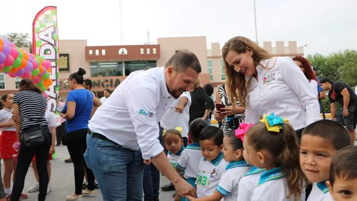 Realizan "1, 2 y 3 K" por “Semana de los niños”