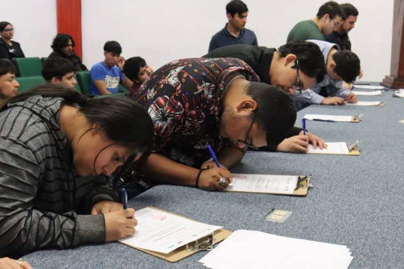 Impulsa UPRR equidad y desarrollo integral con becas institucionales