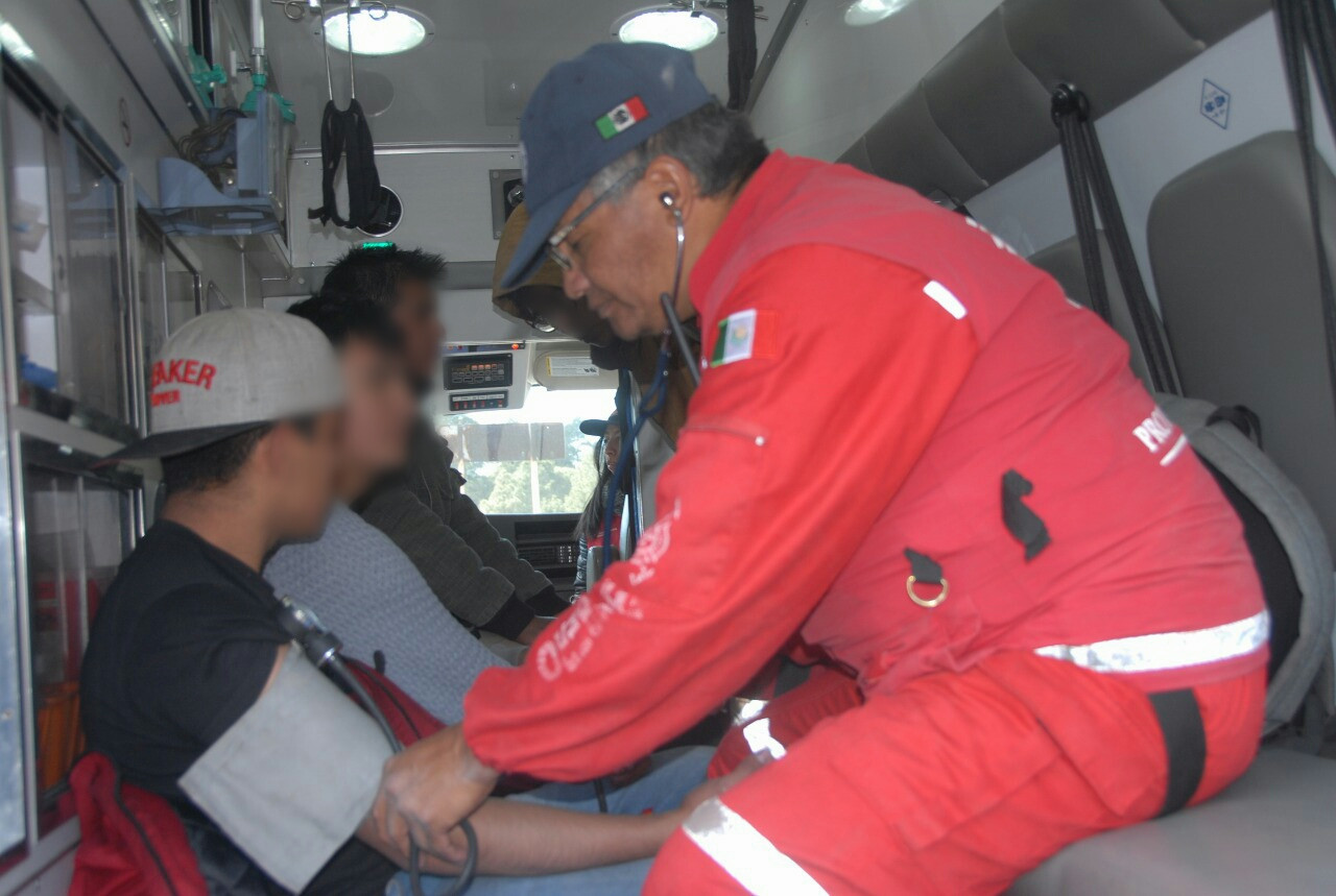 Rescatan a jóvenes perdidos en el Nevado de Toluca