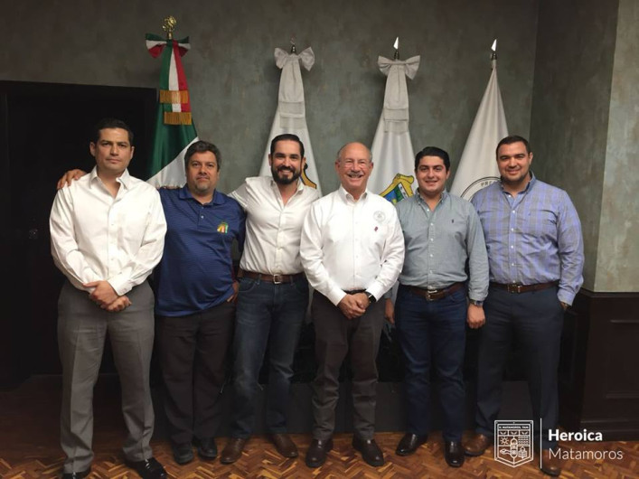 Alcalde felicita a Organización “Sí Podemos”