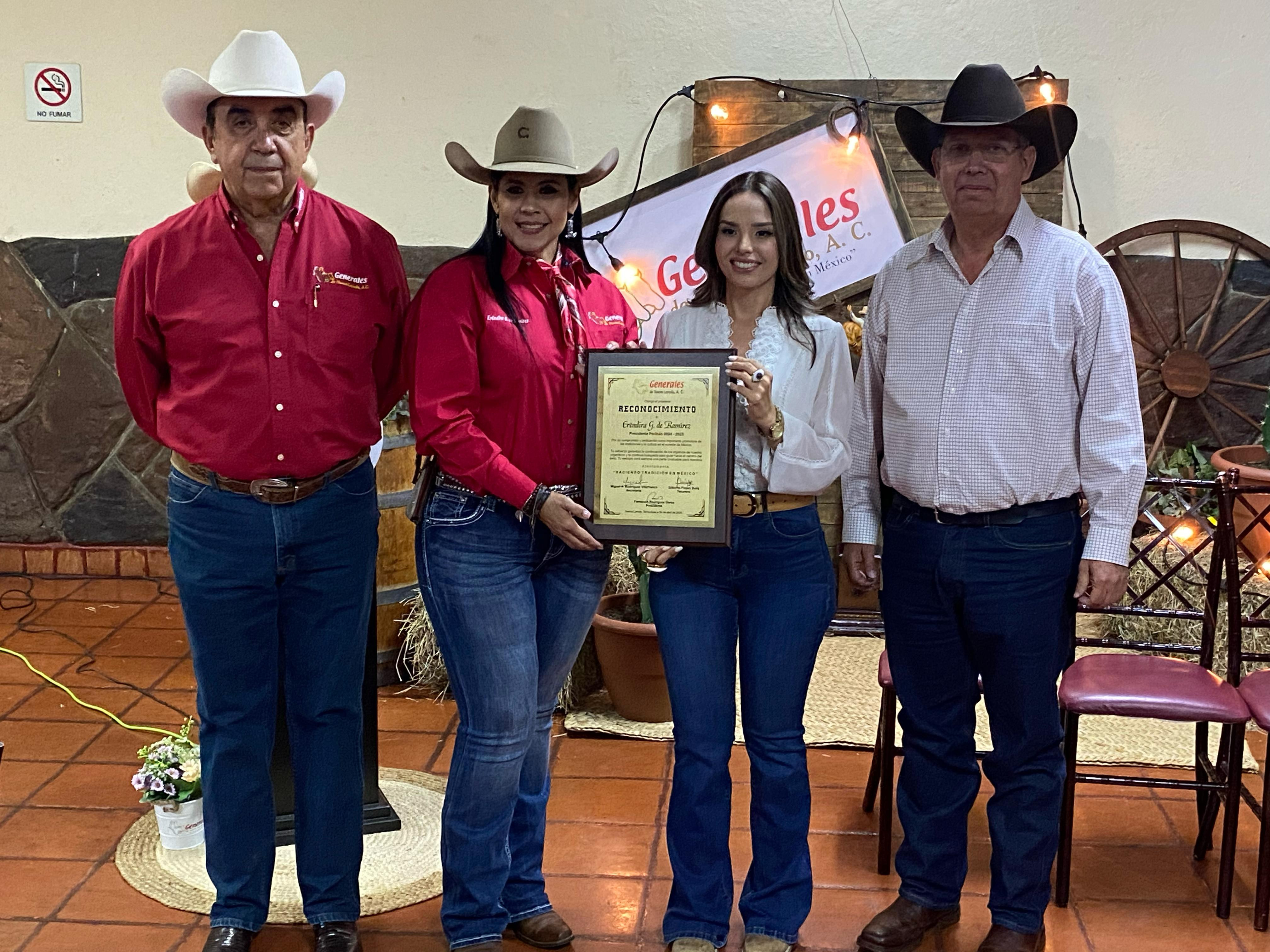 Preservan cabalgantes herencia cultural 