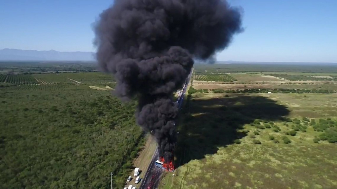 Deja 3 muertos y 10 heridos accidente en carretera Victoria - Monterrey