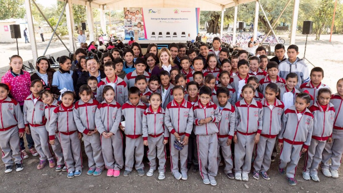 Invierte DIF en equipamiento de albergues Escolares