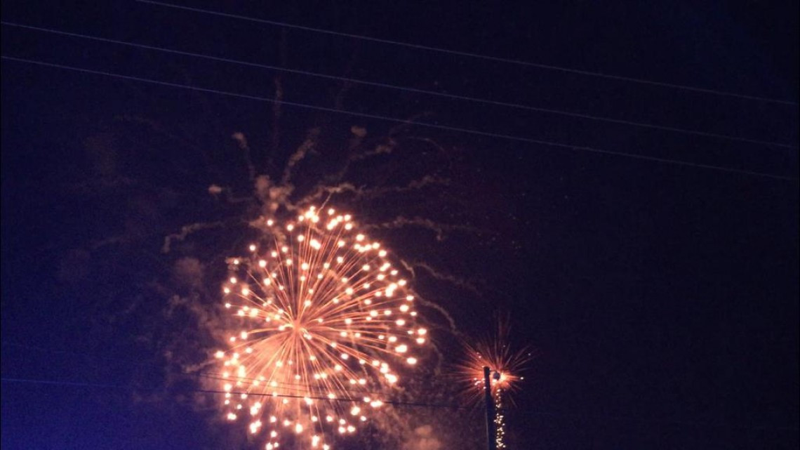 Altamira vive su Navidad con el encendido del pino monumental