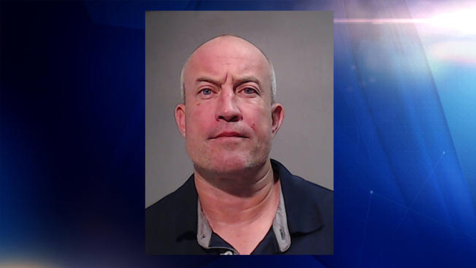 Acusan a entrenador de conducir ebrio