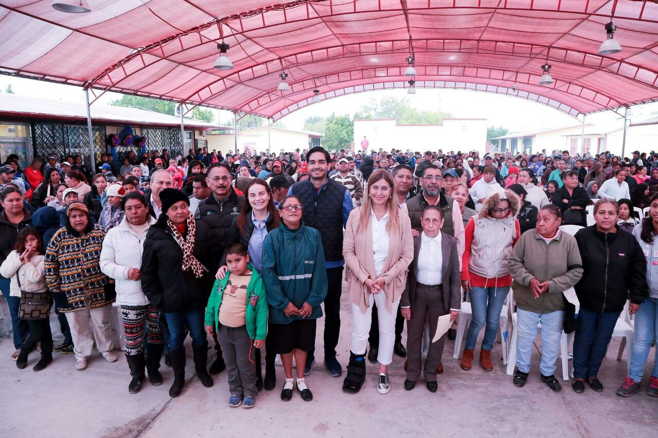 Más de 420 beneficiados en colonia Villa Esmeralda