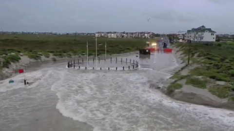 Huracán Hanna ya causa estragos en la Isla del Padre