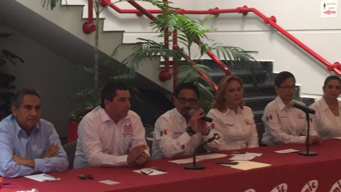 Reconoce Alcalde a constructores por aguantar crisis en obra pública