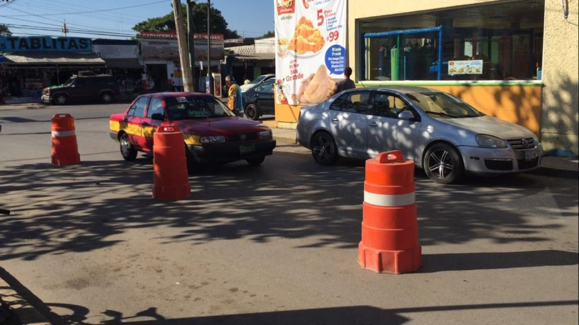 Realizan operativo para ordenar el transporte público 