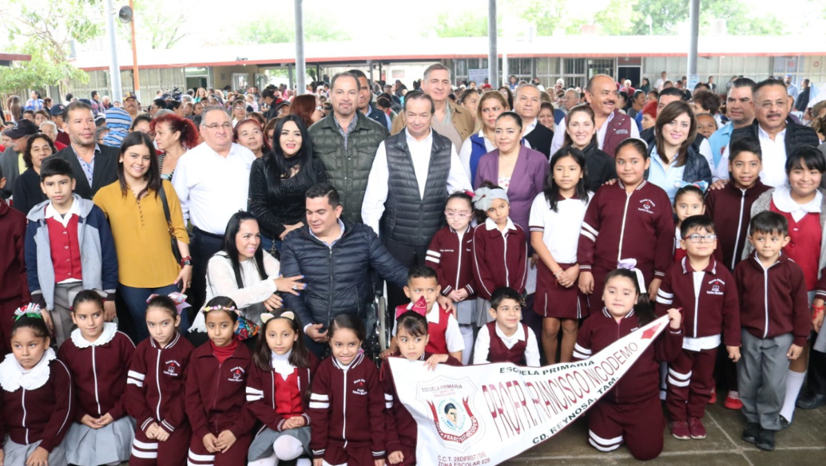 Recibe La Cañada obras y servicios del Gobierno Municipal