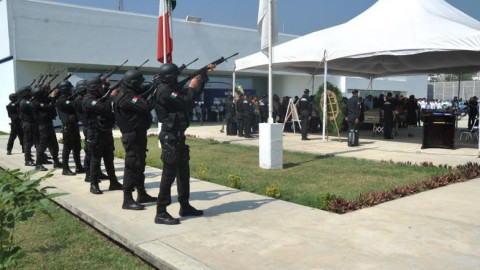 Homenajean a Policía Estatal de Reynosa caído