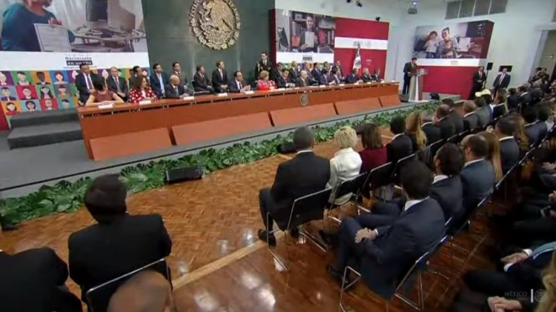 Renuncia Osorio Chong a la Segob