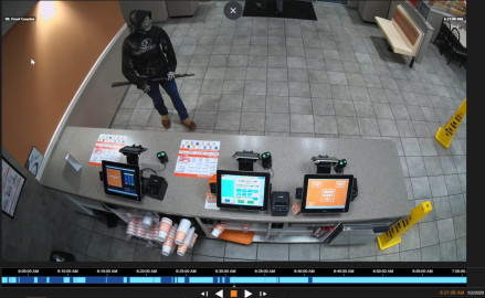 Hombre asalta Whataburger en el condado de Elsa