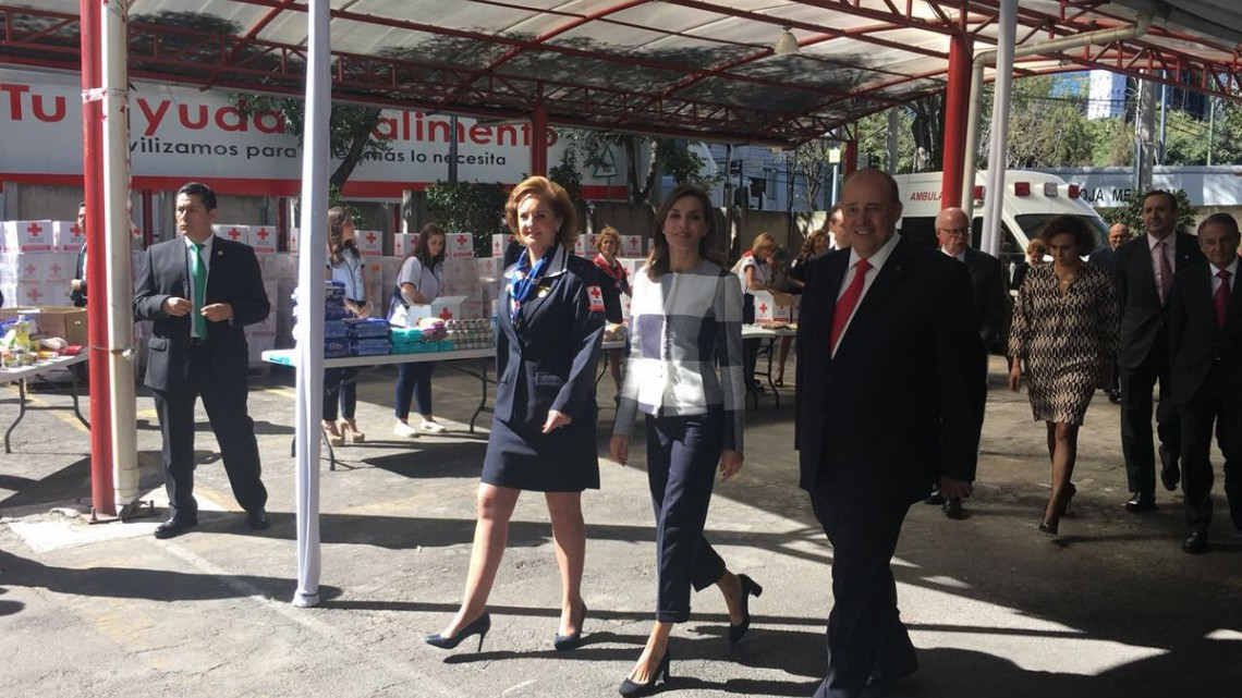 Reina Letizia visita la Cruz Roja Mexicana