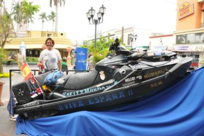 Álvaro de Marichalar: el Español que recorre el mundo en moto acuática