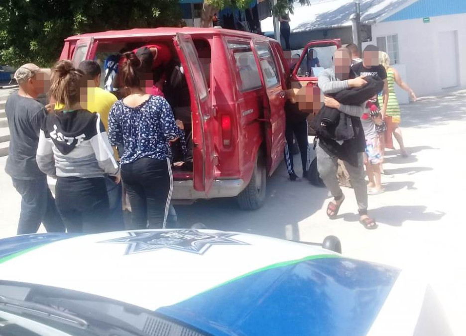 Rescatan a 17 migrantes originarios de Cuba