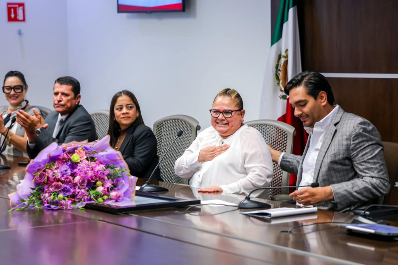 Entregó Alcalde Carlos Peña Ortiz Premio Municipal de la Mujer 2025, en Reynosa