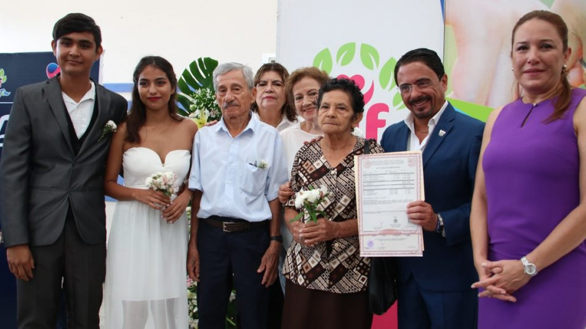 Realiza DIF Madero matrimonios colectivos