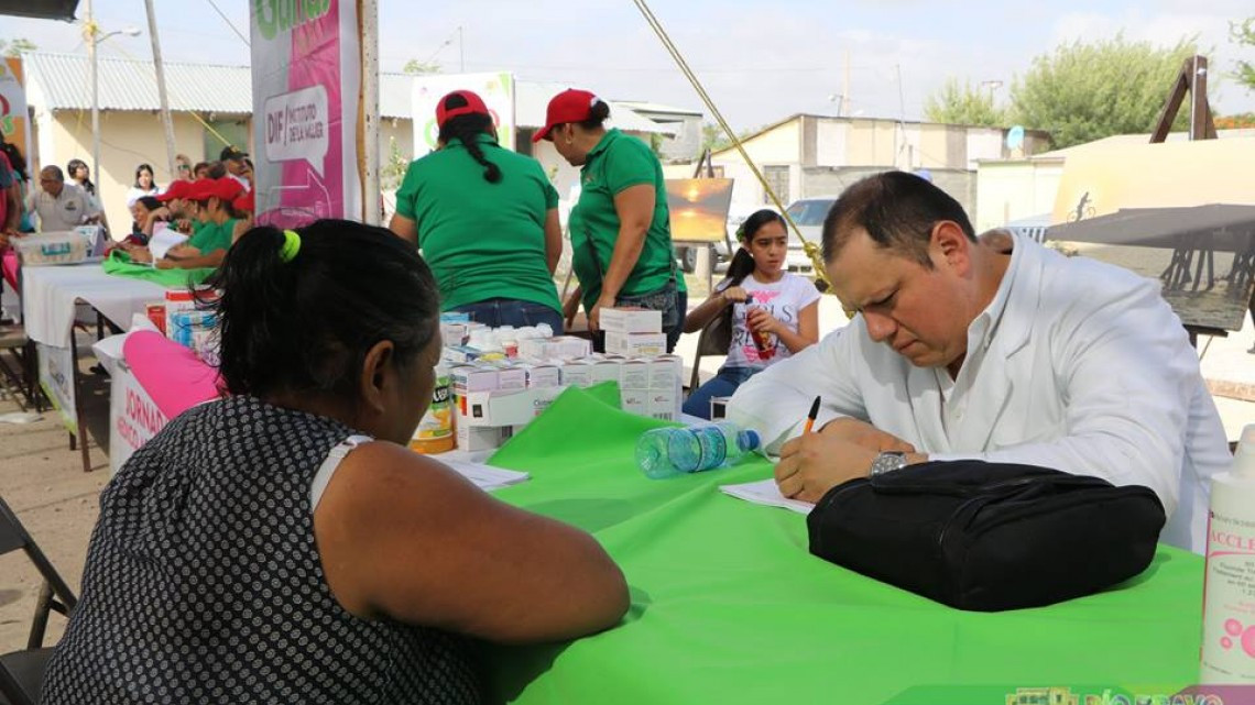 Llevan a cabo programa "A echarle ganas"