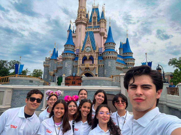 La UAT: única universidad pública del país en convenio con Disney