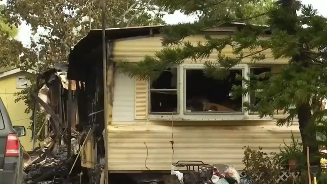 Incendio deja sin hogar a una familia de Los Fresnos